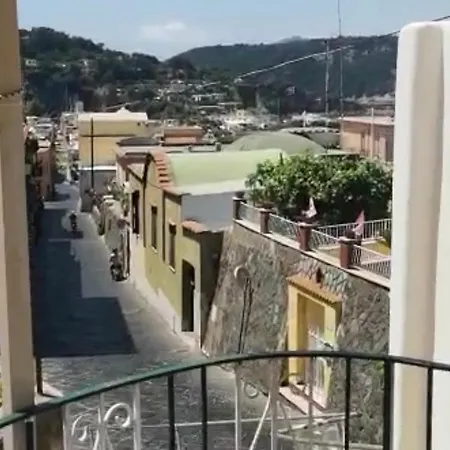 A Un Passo Dal Mare * Procida